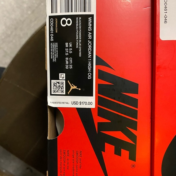 SOLD Retro Jordan UNC Chicago 1s - Picture 5 of 5